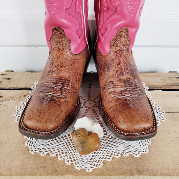 🌸AvaiLable🌸inQuire pLease🌸Vtg Pink ARIAT Crossfire Caliente Cowgirl Boots - Picture 9 of 16